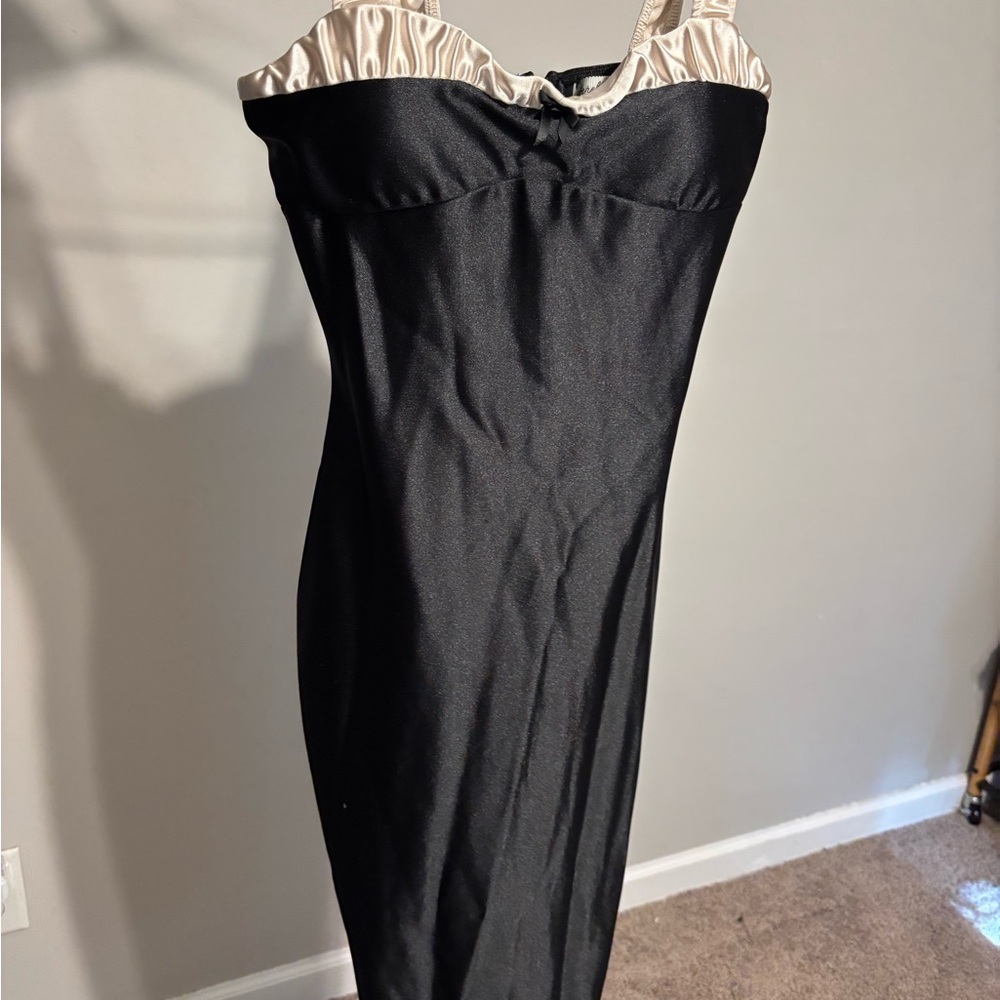 Elegant Black and Cream Dress